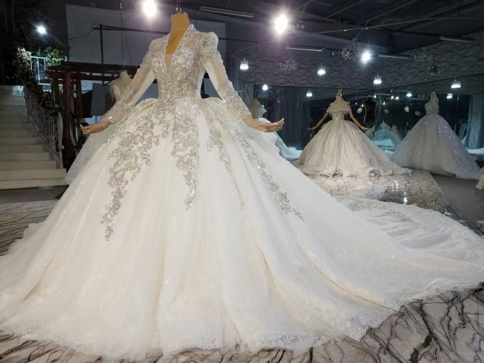 Luxury Wedding Dresses Vintage Long Tulle Bling Crystal Diamond Bridal Ball  Gown | eBay